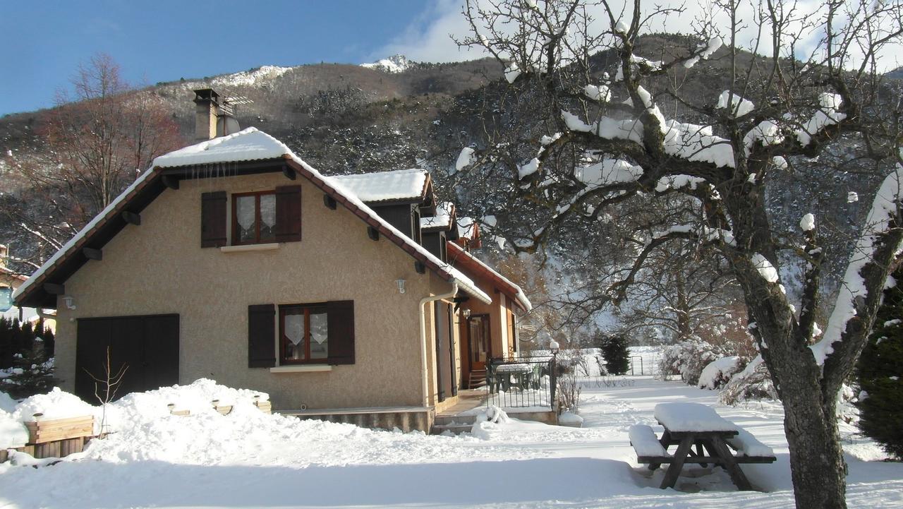 Au Vieux Tilleul Bed and Breakfast Veynes Buitenkant foto